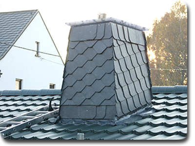 Schornsteinverkleidung mit Naturschiefer